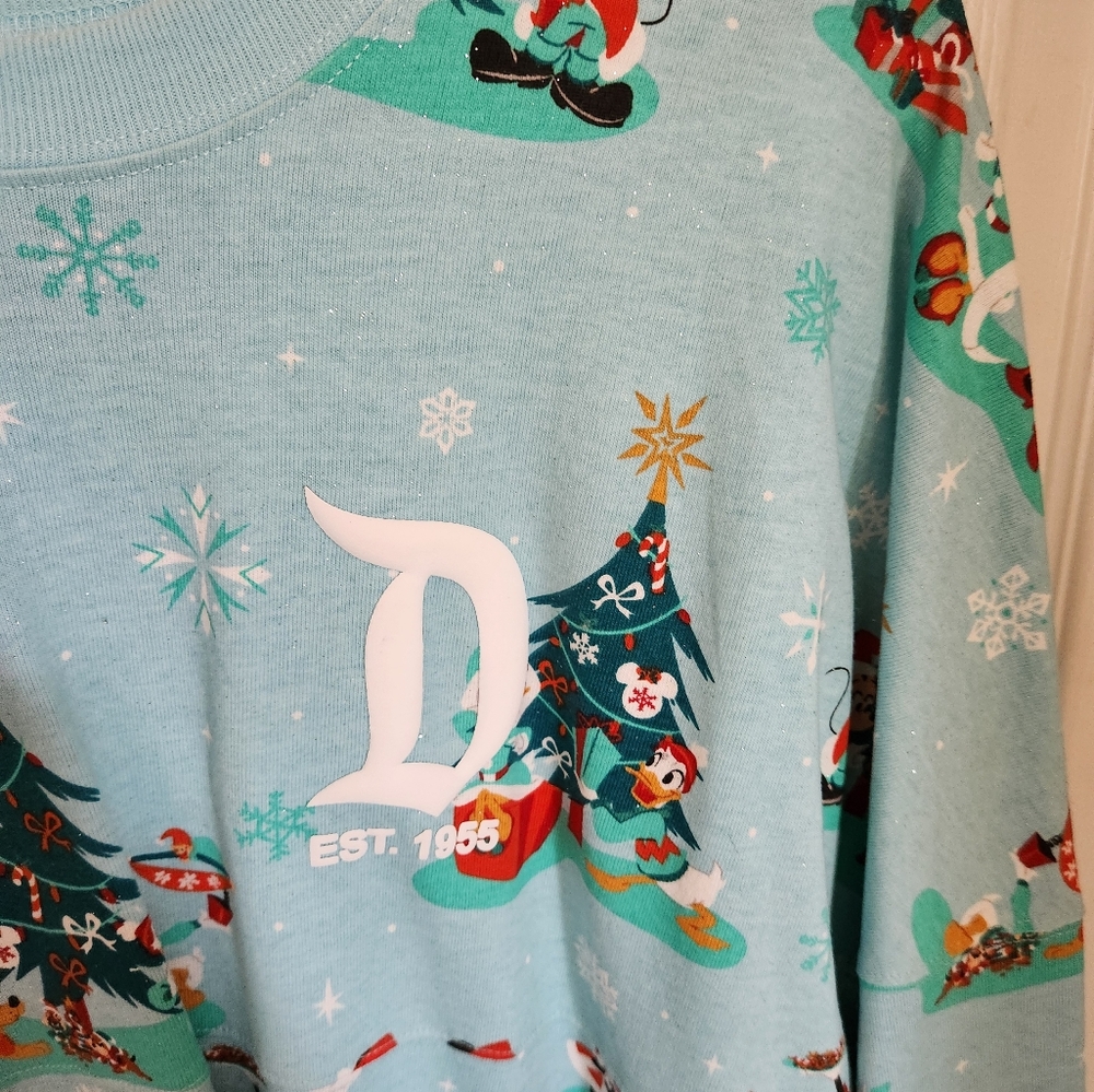 Disneyland Blue Christmas Sweatshirt Cozy Long-Sleeve Size Medium - Picture 6 of 8